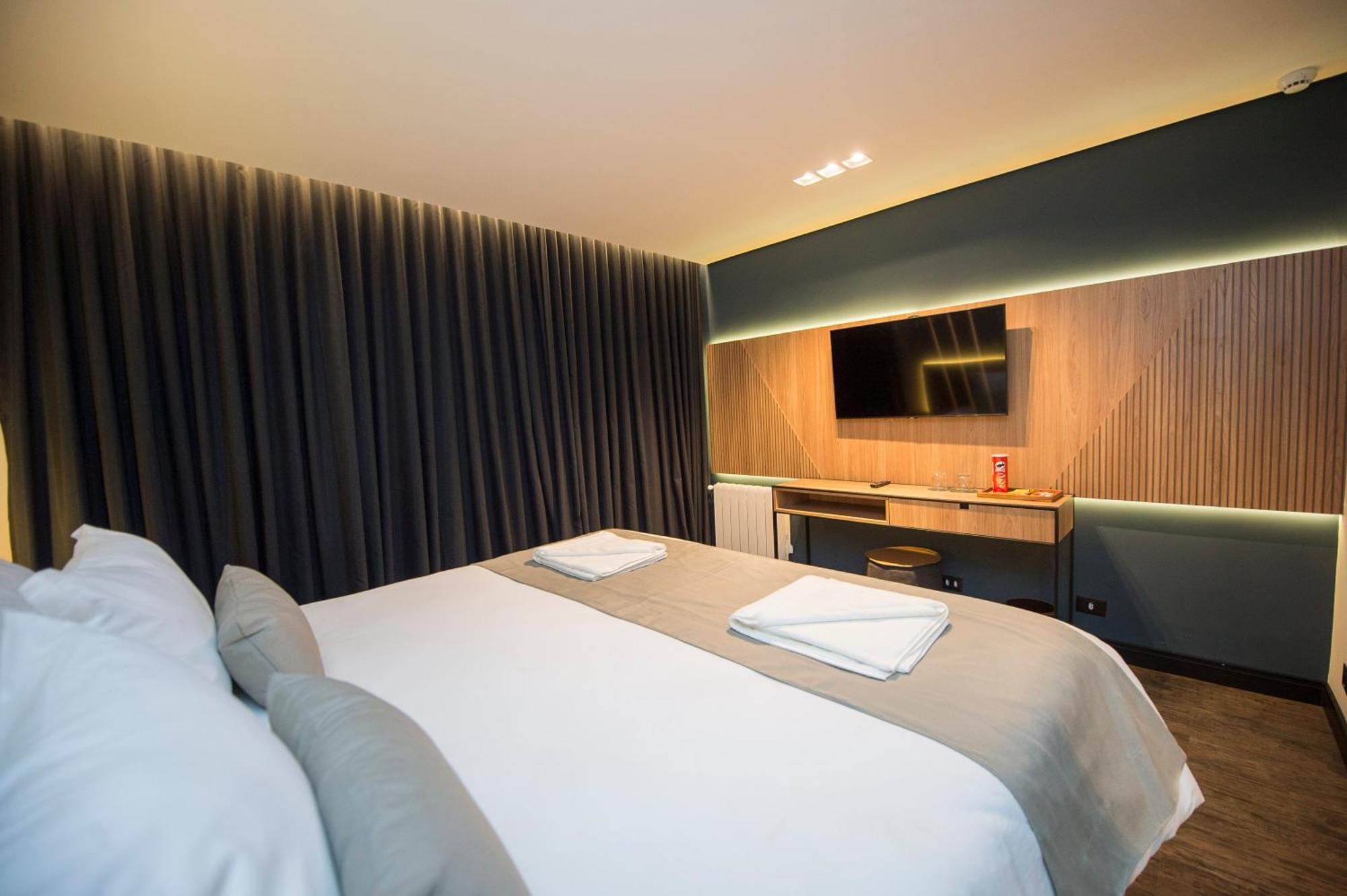 Pinot Hotel Campos do Jordão Екстериор снимка